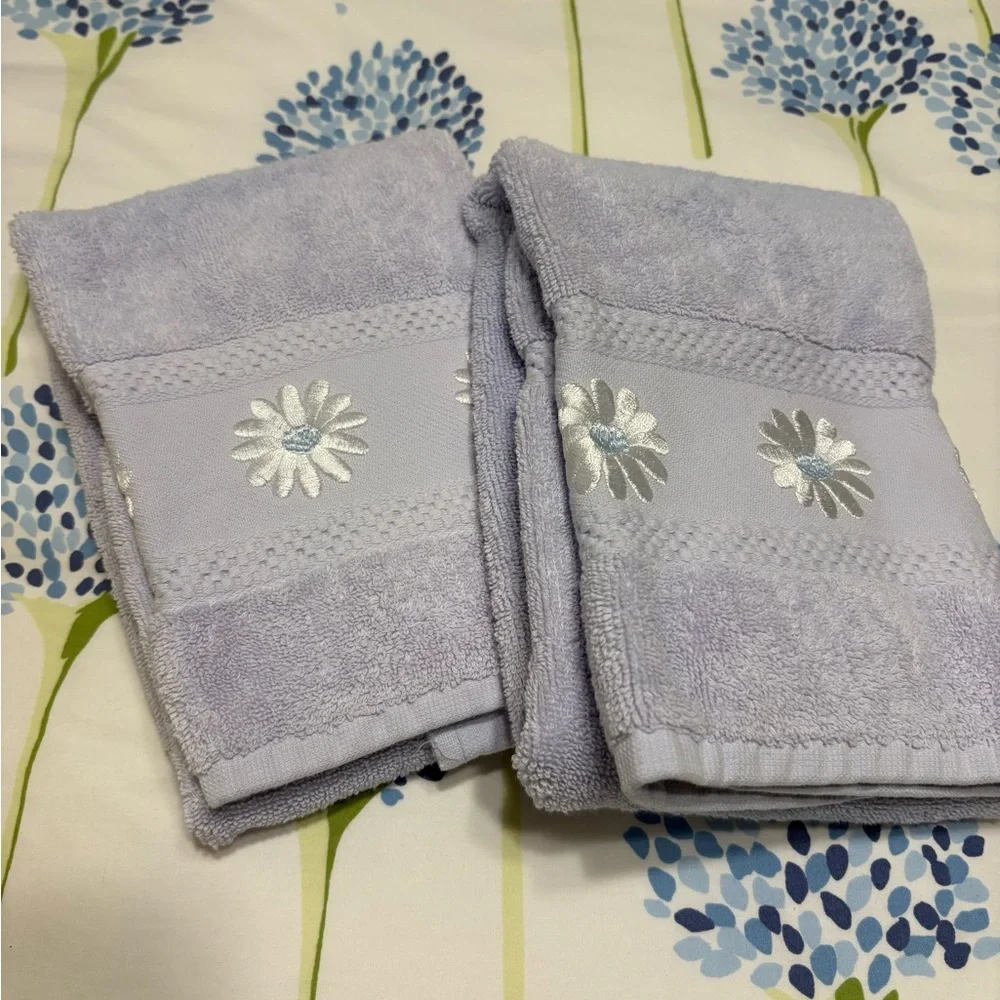 Lavender/periwinkle  Floral Embroidered Towels set of 2